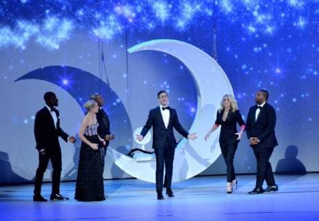 Andy Samberg, Kate McKinnon, Tituss Burgess, Kristen Bell and Kenan Thompson perform onstage during the 70th annual Primetime Emmy Awards at the Microsoft Theater in downtown Los Angeles on September 17, 2018.  LAP201809171125 JIMxRUYMEN