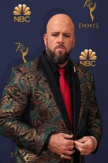 LOS ANGELES, CA - SEPTEMBER 17: Chris Sullivan at the 70th Primetime Emmy Awards at the Microsoft Theater in Los Angeles, California on September 17, 2018. Copyright: xFayexSadoux