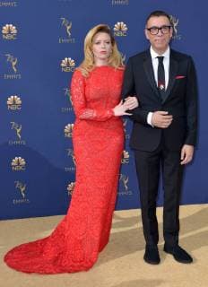 Actors Natasha Lyonne (L) and Fred Armisen attend the 70th annual Primetime Emmy Award at the Microsoft Theater in downtown Los Angeles on September 17, 2018.  LAP201809171150 CHRISTINExCHEW