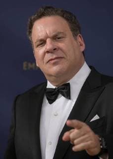 September 17, 2018 - Los Angeles, California, U.S - Jeff Garlin on the red carpet of the 2018 Emmy Awards held at the Microsoft Theater on Monday September 17, 2018 in Los Angeles, California. Los Angeles U.S. - ZUMAp124 20180917_zaa_p124_069 Copyright: xJavierxRojasx