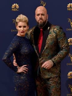 Rachel Reichard (L) and Chris Sullivan attend the 70th annual Primetime Emmy Award at the Microsoft Theater in downtown Los Angeles on September 17, 2018.  LAP201809171178 CHRISTINExCHEW