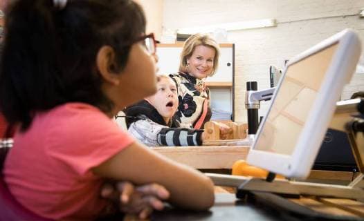 Entertainment Bilder des Tages Queen Mathilde of Belgium pictured during a royal visit to the La Famille school and day center for children with cerebral dysfunction, in Brussels, Tuesday 18 September 2018.  BENOITxDOPPAGNE 05428448