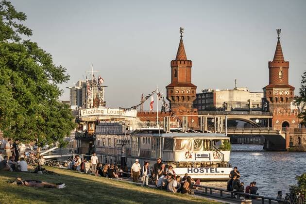 Riverside Spree Hostel Floating Lounge Oberbaum bridge Friedrichshain Kreuzberg Berlin Germany