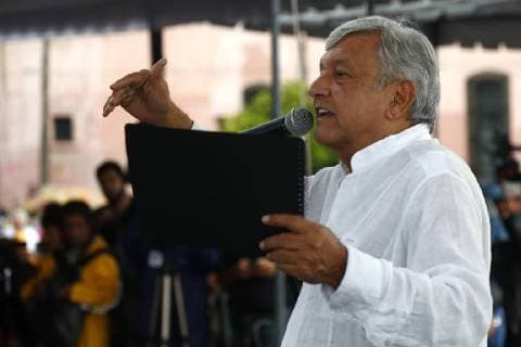 September 18, 2018 - EUM20180918NAC27.JPG.GUADALAJARA, Jal.- Transition Transicion-Gobierno.- El presidente electo de Mexico, Andres Manuel Lopez Obrador, se reunio este martes con simpatizantes en esta capital, en el marco de su gira de agradecimiento. Foto: Agencia EL UNIVERSAL Yaedin Xolalpa RCC.  - ZUMAu78_ 20180918_zaf_u78_065 Copyright: xYadinxXolalpaxElxUniversalx