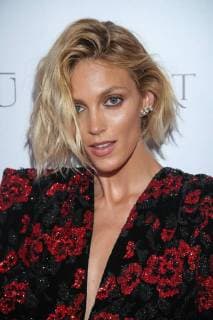 Anja Rubik gets Glamour Woman of the Year award Anja Rubik gets Glamour Woman of the Year award on September 19, 2018 in Warsaw, Poland. EN_01339496_0212 
