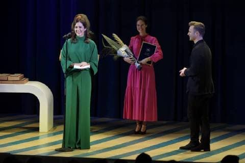 Dänemark, Prinzessin Mary bei Design Award in Klampenborg H.K.H. Kronprinsessen forestaar overraekkelse af Design Award 2018 til AArets Designer paa Bellevue Teatret i Klampenborg. Vinder af prisen blev designer og arkitekt Lars Vejen, torsdag den 20. september 2018.. , Denmark  Copyright: TariqxMikkelxKhanx cop103 spdk20180920-210938-L