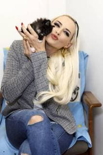 Daniela Katzenberger with cat at a photo session to present her calendar I Love Cats 2019 of whose proceeds of sale a part of the German Animal Welfare Association goes to the shelter Düren Düren 21 09 2018 Foto:xC.xHardtx xFuturexImage
