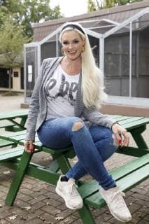Daniela Katzenberger at a photo session to present her calendar I Love Cats 2019 of which proceeds of sale a part of the German Animal Welfare Association goes to the animal shelter Düren Düren 21 09 2018 Foto:xC.xHardtx xFuturexImage
