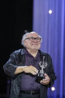 SAN SEBASTIAN, SPAIN ? SEPTEMBER 22: Danny DeVito receives the Donostia Award to a lifetime achievements at Kursaal terrace in San Sebastian, Spain on the 22nd of September of 2018. Copyright: xJimmyxOlsenx