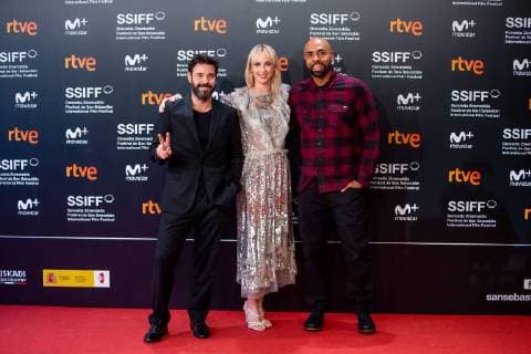 September 22, 2018 - San Sebastian, Spain - Actor Miquel Fernandez, actress Ingrid Garcia-Jonsson and singer El Chojin attends the Donostia Award photocall during the 66th San Sebastian International Film Festival on September 22, 2018 in San Sebastian, Spain. San Sebastian Spain  - ZUMAn230 20180922_zaa_n230_703 Copyright: xManuelxRomanox