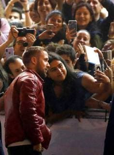 Entertainment Bilder des Tages Canadian actor Ryan Gosling poses for the photographers upon arrival at the 66th edition of San Sebastian international Film Festival (SSIFF), in San Sebastian, Basque Country, northern Spain, 23 September 2018. The SSIFF will be held from 21 to 29 September 2018. San Sebastian international Film Festival !ACHTUNG: NUR REDAKTIONELLE NUTZUNG!  Copyright: xJavierxEtxezarretax GRAF695 20180923-636733351584099631