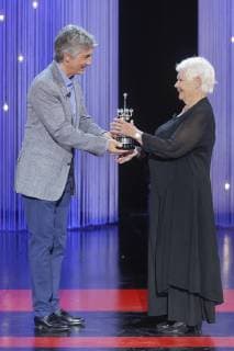 SAN SEBASTIAN, SPAIN Ð SEPTEMBER 25: Judi Dench receives the Donostia Award during the 66th San Sebastian Film Festival at Victoria Eugenia theater in San Sebastian, Spain on September 25, 2018. Copyright: xJimmyxOlsenx