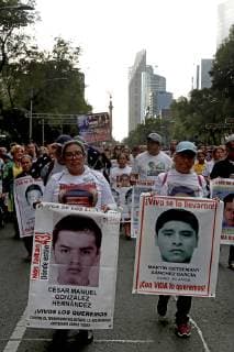 September 26 2018 EUM20180926NAC17 JPG CITY OF MEXICO Student Normalistas Ayotzinapa September 26, 2018 Student activists and social organizations marched this Wednesday from the Angel of Independence to the capitals Zocalo four years after the disappearance of the 43 students of the Escuela Normal Rural Raul Isidro Burgos de Ayotzinapa Guerrero Photo Agency EL UNIVERSAL RCC  - ZUMAu78_ 20180926_zaf_u78_066 Copyright: xValentexRosasx