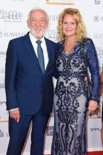 Dieter Hallervorden with girlfriend Christiane Zander at the Goldene Henne 2018 in the Messe Leipzig on 28 09 2018 Red Carpet