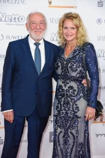Dieter Hallervorden with girlfriend Christiane Zander at the Goldene Henne 2018 in the Messe Leipzig on 28 09 2018 Red Carpet