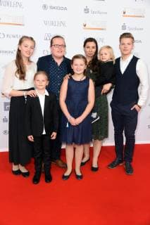 Angelo Kelly and family at the Goldene Henne 2018 at Messe Leipzig on 28 09 2018 Red carpet