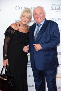 Ulli Wegner with wife Margret Wegner at the Goldene Henne 2018 at the Leipzig Fair on 28 09 2018 Red Carpet