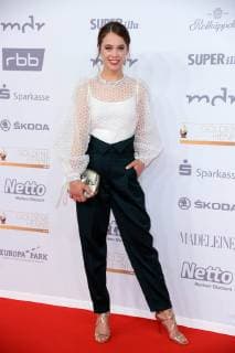 Paula Beer at the Goldene Henne 2018 at Messe Leipzig on 28 09 2018 Red carpet