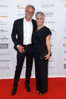 Birgit Schrowange with friend Frank Spothelfer at the Goldene Henne 2018 in the Messe Leipzig on 28 09 2018 Red carpet