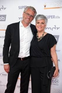 Birgit Schrowange with friend Frank Spothelfer at the Goldene Henne 2018 in the Messe Leipzig on 28 09 2018 Red carpet