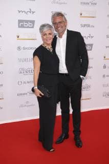 Birgit Schrowange with friend Frank Spothelfer at the 24th Golden Henne 2018 in Leipzigs Leipzig Fair 28 09 2018 Foto:xS.xGabschx xFuturexImage