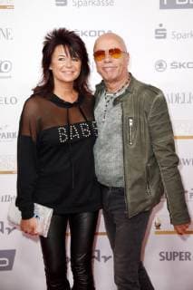 Toni Krahl from City with partner Tanja Wolf at the 24th Goldene Henne 2018 in the Leipziger Messe Leipzig 28 09 2018 Foto:xS.xGabschx xFuturexImage