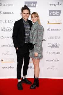 Tilman Pörzgen and Lina Larissa Strahl at the 24th Golden Henne 2018 in the Leipziger Messe Leipzig 28 09 2018 Foto:xS.xGabschx xFuturexImage