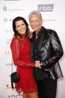 Olaf Berger with his wife Julia at the 24th Golden Henne 2018 in the Leipziger Messe Leipzig 28 09 2018 Foto:xS.xGabschx xFuturexImage