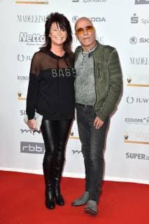 Toni Krahl with his wife Tanja Krahl at the award ceremony The Goldene Henne on 28 09 2018 in Leipzig The Goldene Henne 2018 Awarded in Leipzig