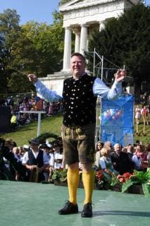 Josef Schmid Second Mayor Muenchen 30 09 18 Theresienwise Oktoberfest Wiesen Kapellen Stand concert under Bavaria Oktoberfest