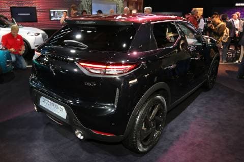 DS3 Crossback (DS Automobiles, PSA Citroen - Konzern), Weltpremiere, Mondial Paris Motor Show 2018 (04.10.-14.10.2018, Pressetage 02. & 03.10.2018), Mondial de l’Auto l’Automobile, Paris Expo - Porte de Versailles, Paris (Frankreich), Pariser Auto Salon, Messe, Ausstellung *** DS3 Crossback DS Automobiles PSA Citroen Group World Premiere Mondial Paris Motor Show 2018 04 10 14 10 2018 Press Days 02 03 10 2018 Paris Motor Show Paris Expo Porte de Versailles Paris France Paris Motor Show Exhibition