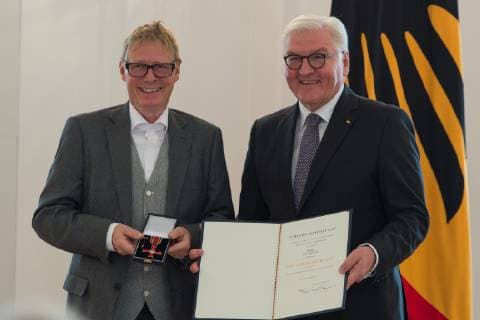 Berlin GER Berlin Award ceremony Culture unites at Schloss Bellevue Berlin v l Ralf Becker Gallery Saxony Anhalt Order of Merit Order of Merit of the Federal Republic of Germany 02 10 2018 Copyright: xUwexKoch xEibner-Pressefotox EP_ukh