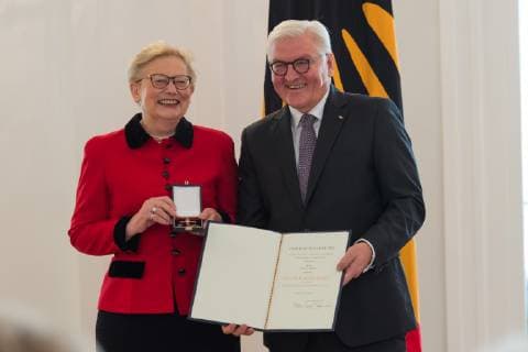 Berlin GER Berlin Award ceremony Culture unites at Schloss Bellevue Berlin by Ellen Lorenz Frank Walter Steinmeier Order of Merit Order of Merit of the Federal Republic of Germany 02 10 2018 Copyright: xUwexKoch xEibner-Pressefotox EP_ukh