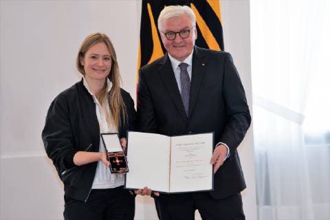 Julia Jentsch Frank Walter Steinmeier Federal Cross of Merit awarded by Federal President Frank Walter Steinmeier to a total of 29 personalities at Schloss Bellevue Order of Merit of the Federal Republic of Germany Berlin Berlin Germany Schloss Bellevue