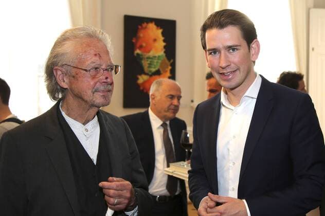 Peter Handke and Sebatian Short at the awarding of the Grand Austrian State Prize to Florjan Lipus in the Federal Chancellery Vienna 01 10 2018 Foto:xF.xJ.xMorgenbesserx xFuturexImage
