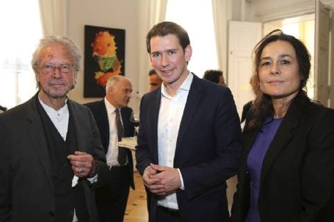 Peter Handke Sebatian Kurz and Sophie Semin at the presentation of the Grand Austrian State Prize to Florjan Lipus at the Federal Chancellery Vienna 01 10 2018 Foto:xF.xJ.xMorgenbesserx xFuturexImage