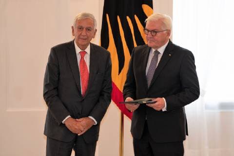 Prof Dr Michael Naumann Minister of State for Culture d D Federal Cross of Merit awarded by the Federal President Frank Walter Steinmeier to a total of 29 personalities in the Bellevue Palace Order of Merit of the Federal Republic of Germany Berlin Berlin Germany Schloss Bellevue