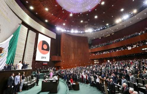 October 2 2018 EUM20181002NAC33 JPG CITY OF MEXICO Anniversary Anniversary Movement 68 Aspect of the solemn session in the legislative precinct of San Lazaro where on Tuesday, October 2, 2018, the inscription with gold letters was unveiled To the student movement of 1968 at the Wall of Honor of the Chamber of Deputies within the framework of the 50th anniversary of this event Photo Agency EL UNIVERSAL Luc  - ZUMAu78_ 20181002_zaf_u78_043 Copyright: xLucoÂAxGodinezx