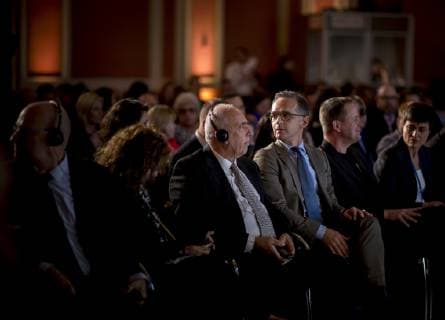 Federal Foreign Minister Heiko Maas SPD participates in the Shimon Peres award ceremony in the Red City Hall of Berlin 08 10 2018 Berlin Germany Copyright: xFelixxZahnx
