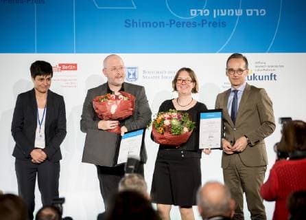 Federal Foreign Minister Heiko Maas SPD participates in the Shimon Peres award ceremony in the Red City Hall of Berlin 08 10 2018 Berlin Germany Copyright: xFelixxZahnx