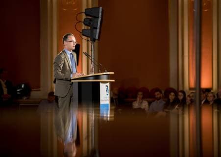 Federal Foreign Minister Heiko Maas SPD participates in the Shimon Peres award ceremony at the Rotenrathaus in Berlin 08 10 2018 Berlin Germany Copyright: xFelixxZahnx