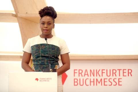 Frankfurter Buchmesse 2018. Schriftstellerin Chimamanda Ngozi Adichie am 09.10.2018 auf der Frankfurter Buchmesse. 20181009MWI2778 *** Frankfurt Book Fair 2018 Writer Chimamanda Ngozi Adichie on 09 10 2018 at the Frankfurt Book Fair 20181009MWI2778