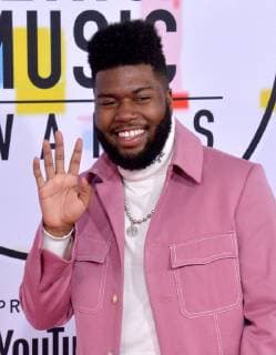 Singer Khalid arrives for the 46th annual American Music Awards at the Microsoft Theater in Los Angeles on October 9, 2018.  LAP20181009175 JIMxRUYMEN