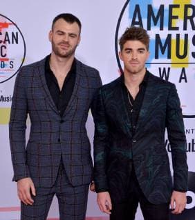 Alex Pall (L) and Andrew Taggart of The Chainsmokers arrive for the 46th annual American Music Awards at the Microsoft Theater in Los Angeles on October 9, 2018.  LAP20181009212 JIMxRUYMEN