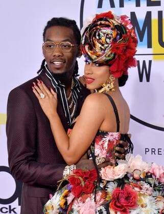 Singers Offset (L) and Cardi B arrive for the 46th annual American Music Awards at the Microsoft Theater in Los Angeles on October 9, 2018.  LAP20181009253 JIMxRUYMEN