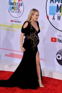 Singer Carrie Underwood arrives for the 46th annual American Music Awards at the Microsoft Theater in Los Angeles on October 9, 2018.  LAP20181009308 JIMxRUYMEN