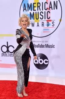 Singer Bebe Rexha arrives for the 46th annual American Music Awards at the Microsoft Theater in Los Angeles on October 9, 2018.  LAP20181009358 JIMxRUYMEN