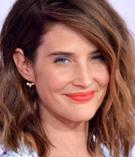 Actor Cobie Smulders arrives for the 46th annual American Music Awards at the Microsoft Theater in Los Angeles on October 9, 2018.  LAP20181009383 JIMxRUYMEN