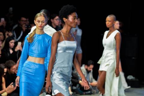 (181010) -- MEXICO CITY, Oct. 10, 2018 -- Models present creations at the Lorena Saravia Show of the Mercedes-Benz Fashion Week in Mexico City Oct. 9, 2018. ) (yy) MEXICO-MEXICO CITY-FASHION WEEK-LORENA SARAVIA XinxYuewei 