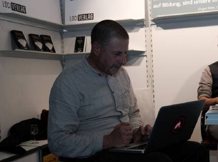 10 10 2018 xkhx GER Frankfurt am Main Fair Fair Frankfurt Book Fair 2018 Publicist Götz Kubitschek at the LOCI booth